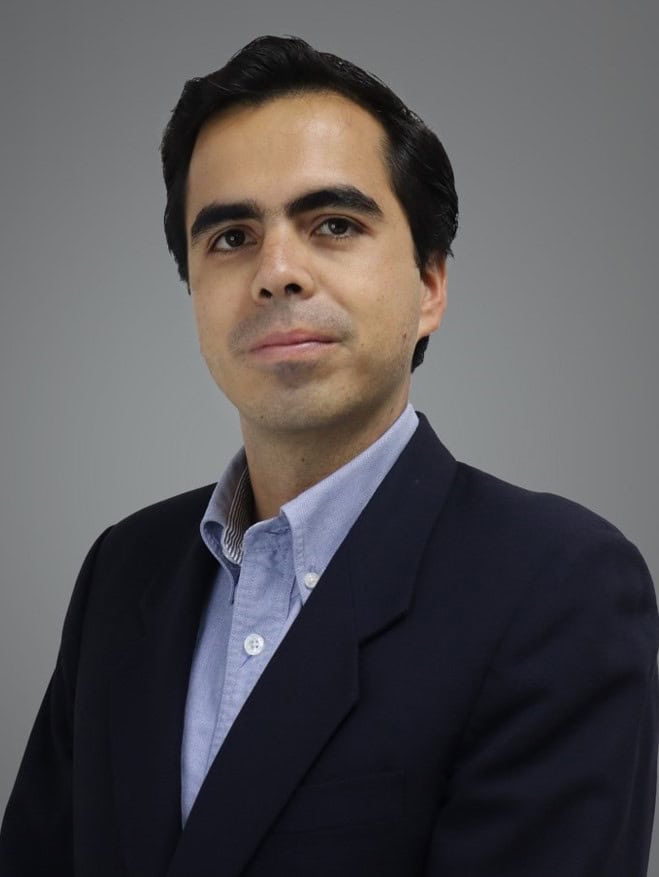 Juan Arturo Gonzalez Maggiani, Experto Asociado