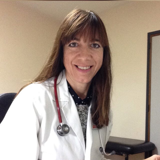 Juana Requena Puche, Experta Asociada