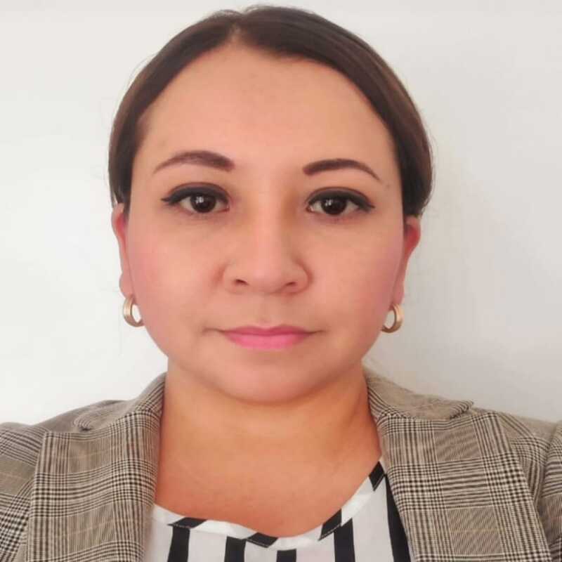 Julia Beatriz Barrón Martínez, Experta Asociada