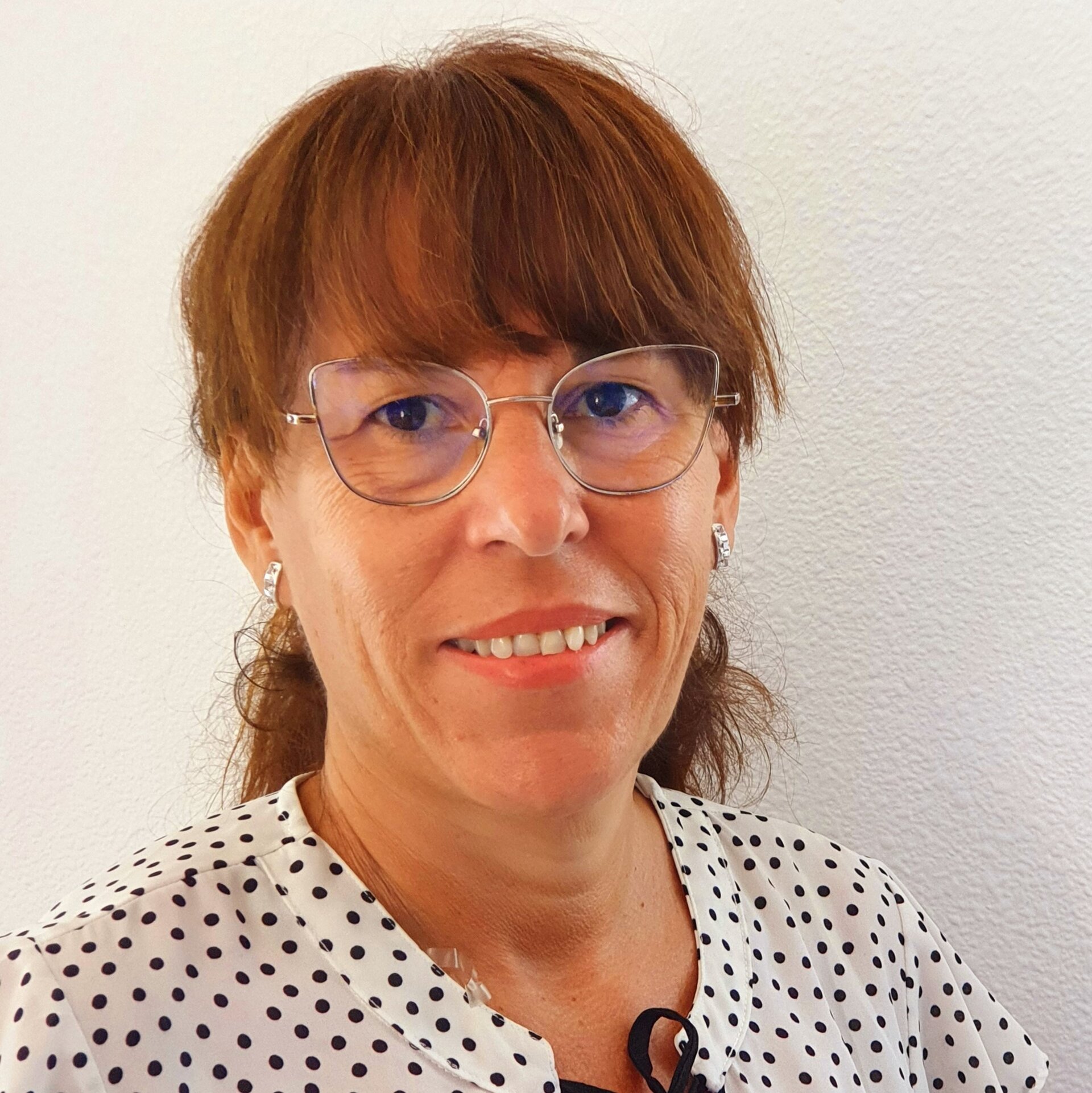 Mª Zaida de Semprún y Gómez de Segura, Experto asociado