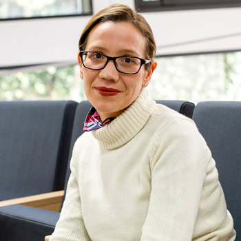 María del Mar Rodríguez Brioso Pérez, Directora de Área