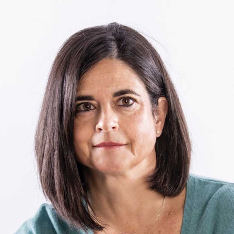 Maria Loreto Pérez Pérez, Experta Asociada