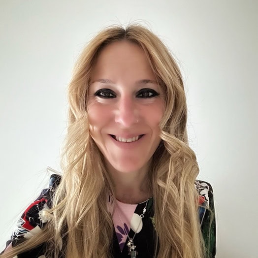 María Yoldi Sangüesa, Docente UNIR