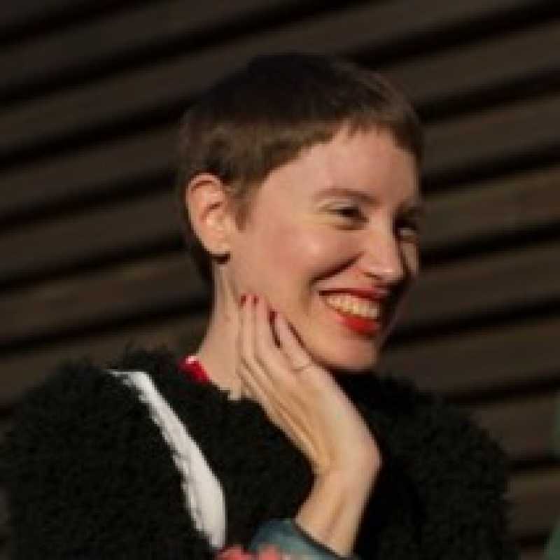 Marta de la Calzada, Experta Asociada