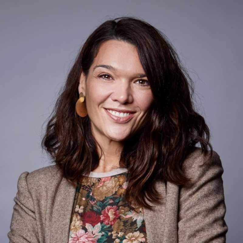 Paloma Cabrera Olayo, Experta asociada