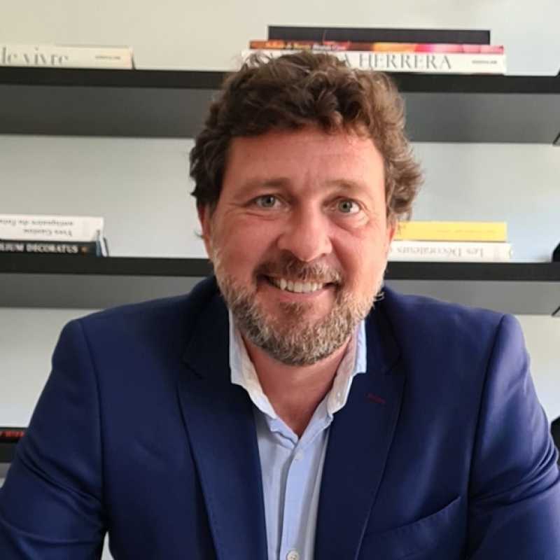 Roberto Ballester Fuillerat, Experto Asociado